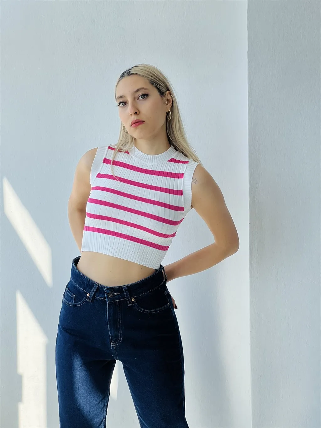 

Кроп-Топ женский х/б, без рукавов