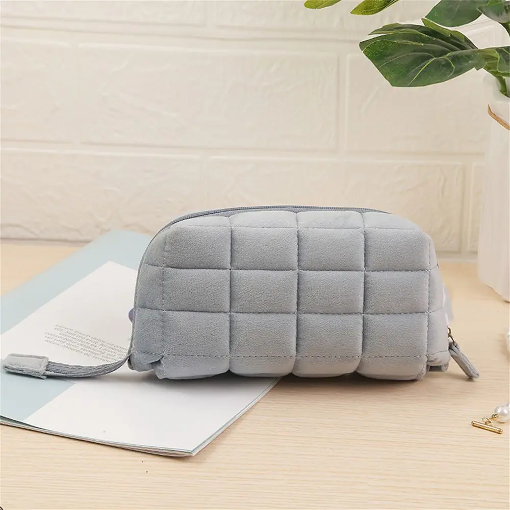 

Вельветовая сумка-карандаш