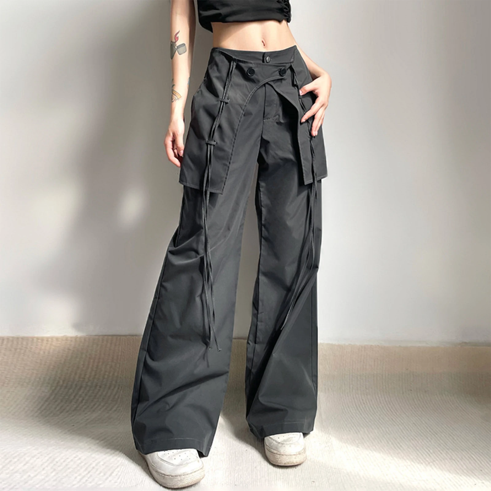 

Women Cargo Pants Y2k Streetwear Style Comfortable Black Solid Color Vintage Relaxed Fit Streetwear with Large Pockets