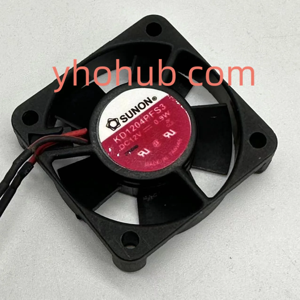 Вентилятор охлаждения сервера SUNON KD1204PFS3 ZP DC 12 В 0 9 Вт 40x40x10 мм |