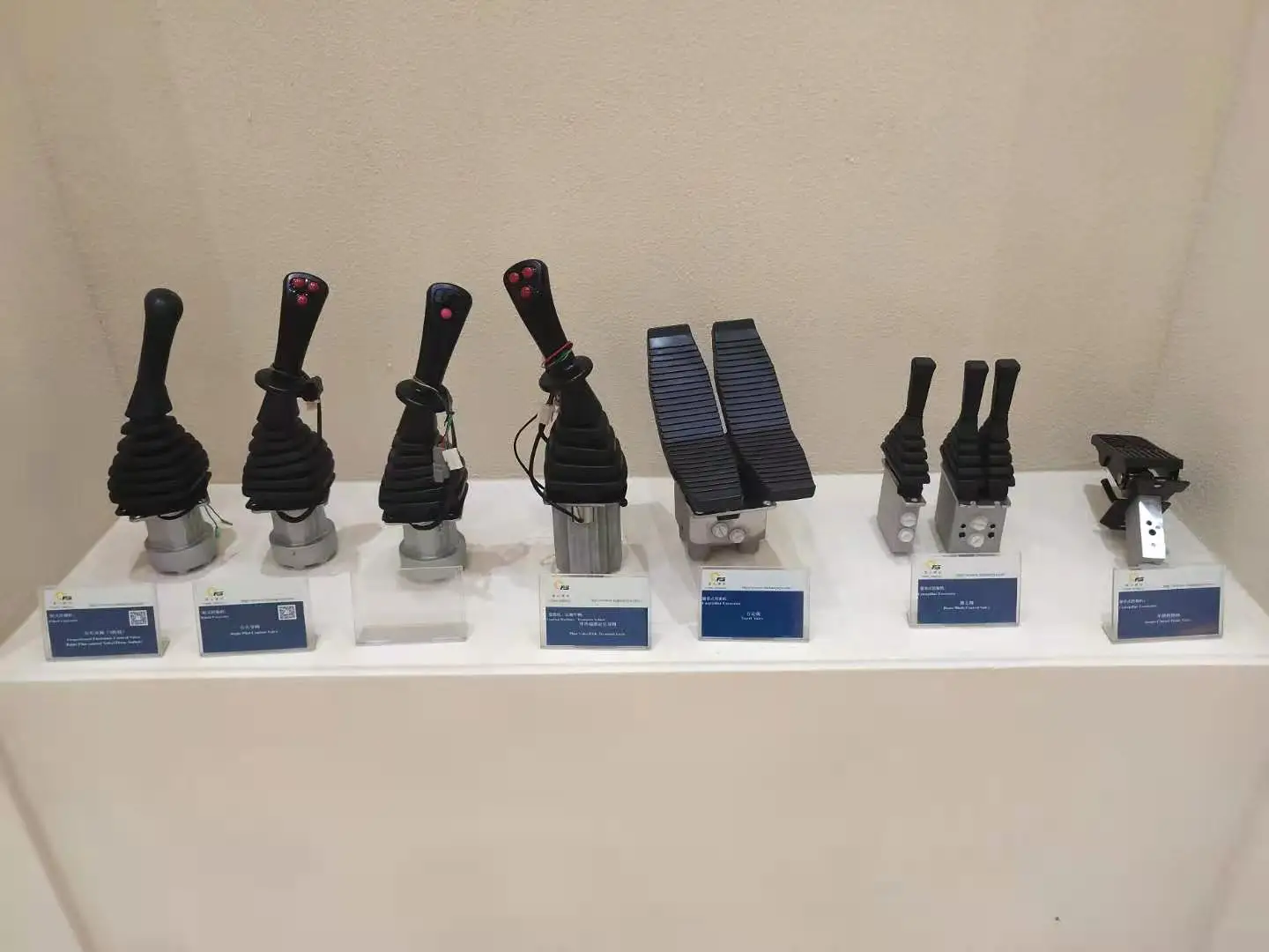 OEM хорошее качество 330D пульт дистанционного управления клапан E320D гидравлический