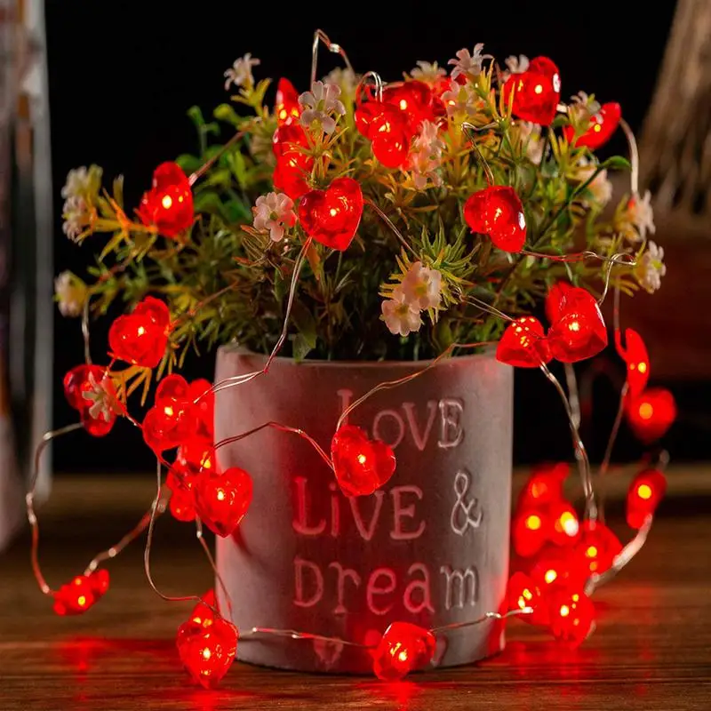 

Valentine's Day String Lights Outdoor String Lights Battery Operated 10 Ft 30 LED Red Heart Shaped String Lights With 8 Modes