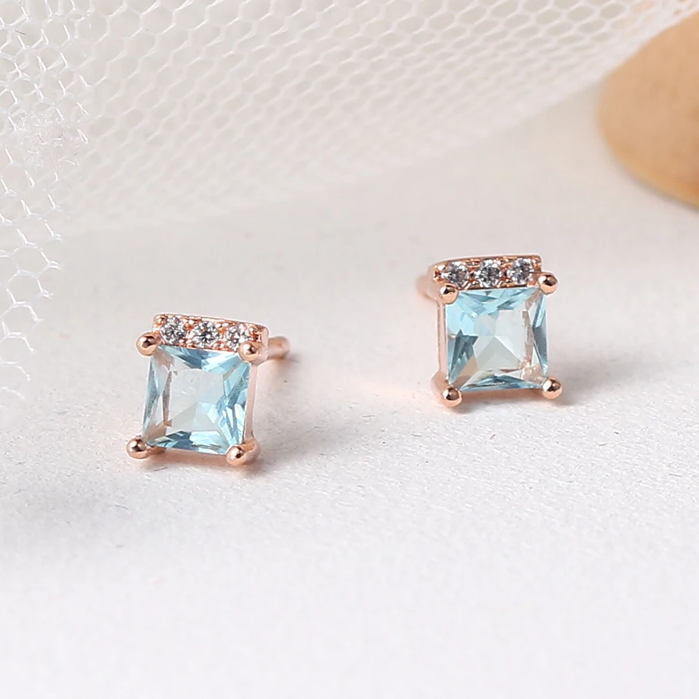 Изящные серьги-гвоздики для женщин маленькие милые квадратные серьги AAA +