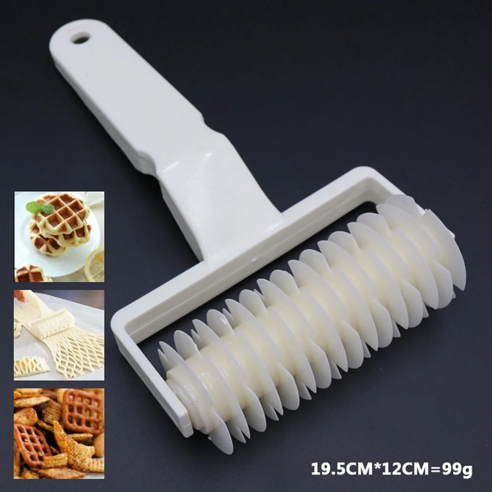 

Tool Roller Cutter Bread Cookie Kitchen Gadgets Pastry Lattice Pizza Plastic Roller Cutter 19.5*12cm Brand New