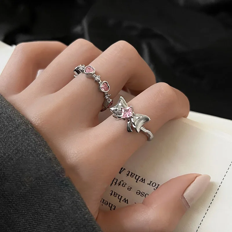 Женское кольцо в виде сердца с розовым Цирконом