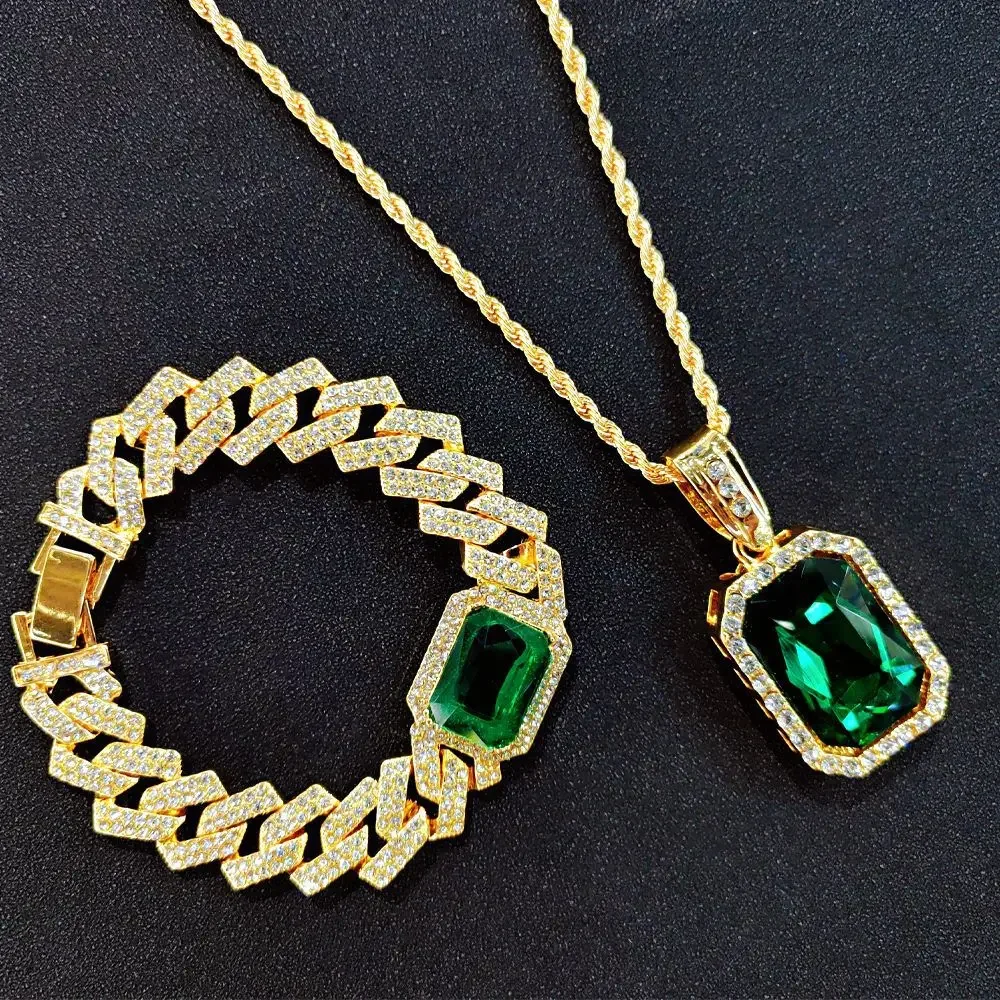 Украшенный сверкающим кубинским панцирным плетением браслет-цепочка красный