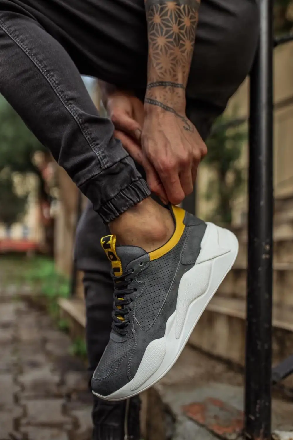 

Knack Кроссовки Мужская обувь Серо-желтого цвета Летний сезон с высокой подошвой из искусственной кожи с покрытием Роскошная удобная спортив...