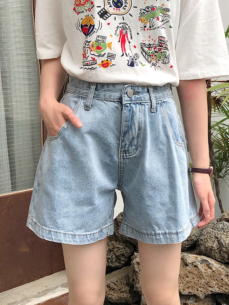 New Streetwear Women Loose High Waist Blue Denim Shorts Spring Summer Female Button Wide Leg Jeans Shorts Bottoms