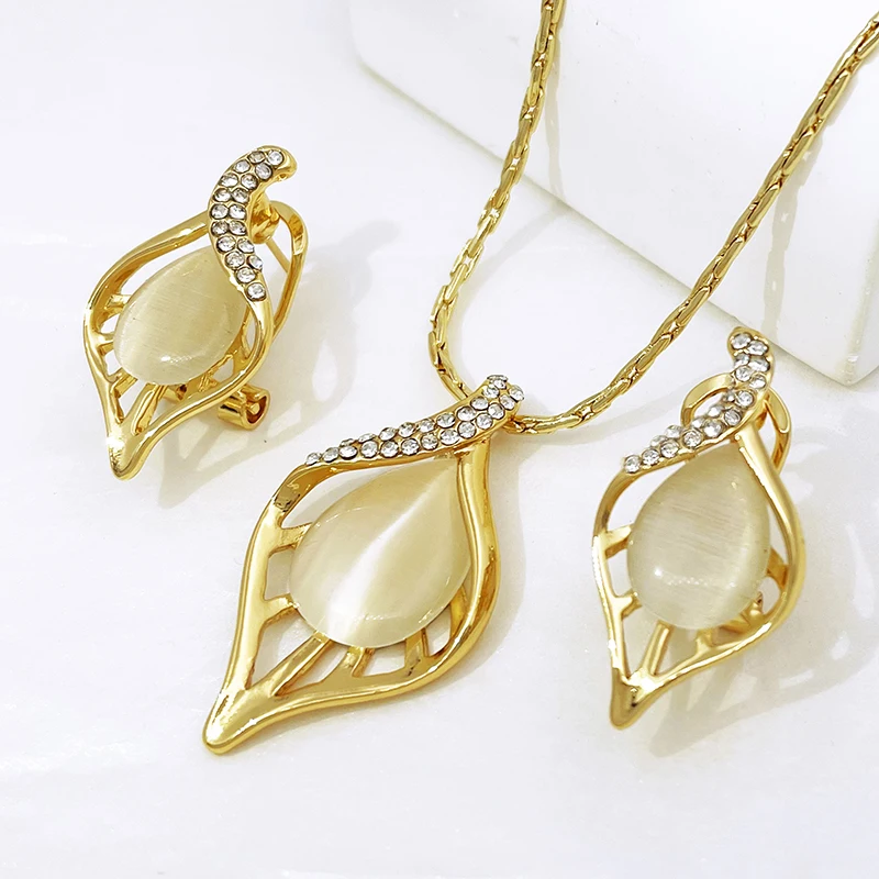 

Latest Opal Fashion Jewelry For Women Gold Color Necklace Earrings Set Water Drop Pendant Bride Wedding Party Accessories Gift