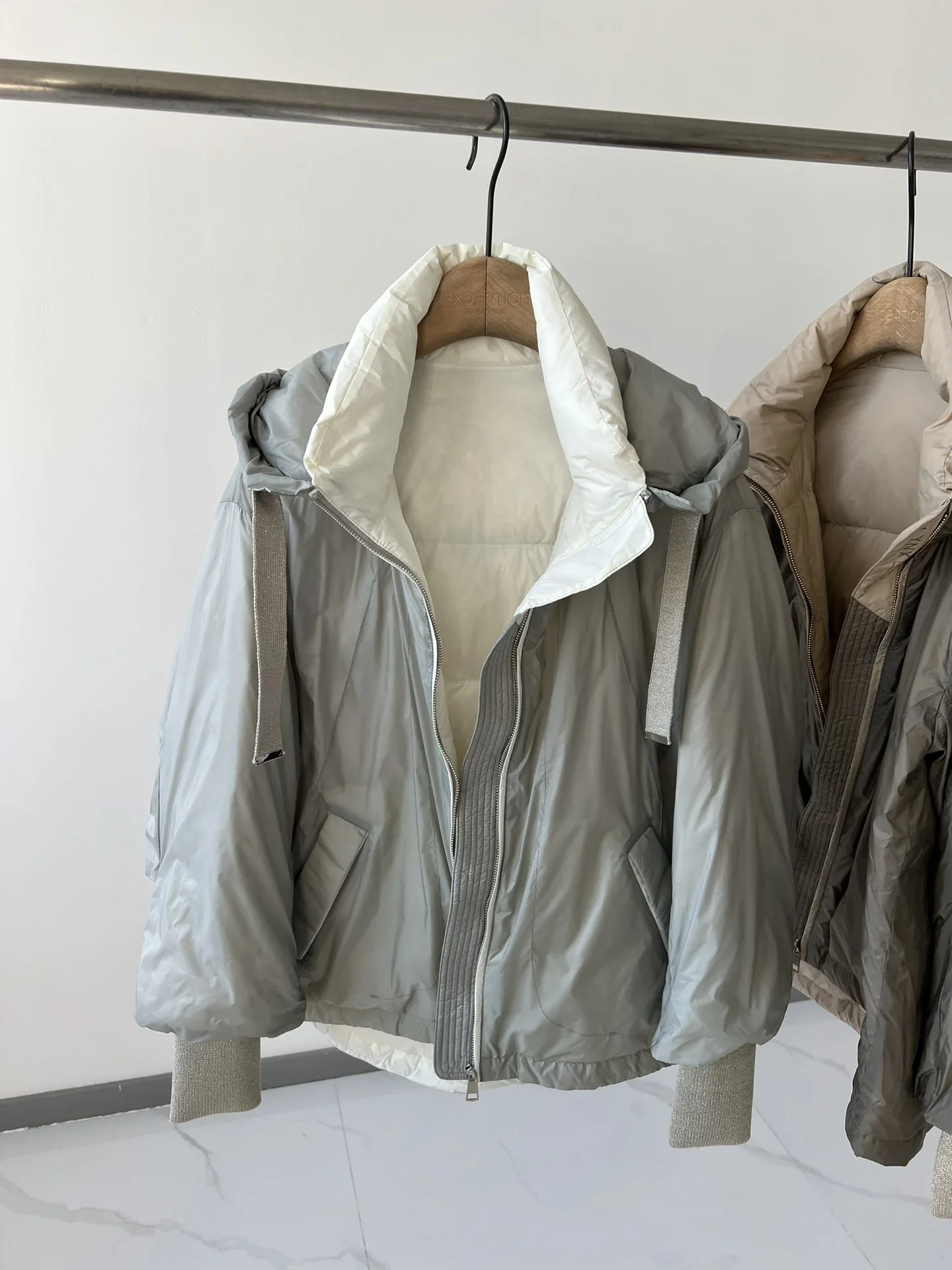 

Korea Golf Down Jacket Lady Golf Down Jacket Sports Fashion High Warm Goose Down Fluffy Goose Down Clothing