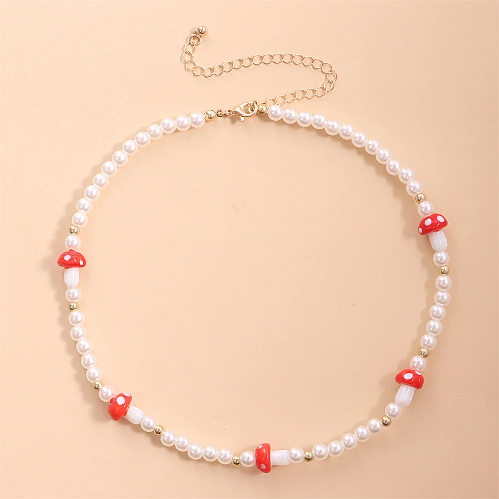 

Fashion simple red mushroom pearl necklace women's new fashion personalized short necklace women's gift