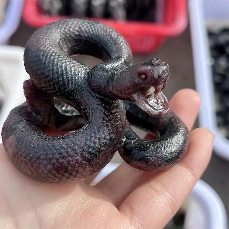 Натуральный гранат змея резьба по виде животных лечебный кристаллический камень