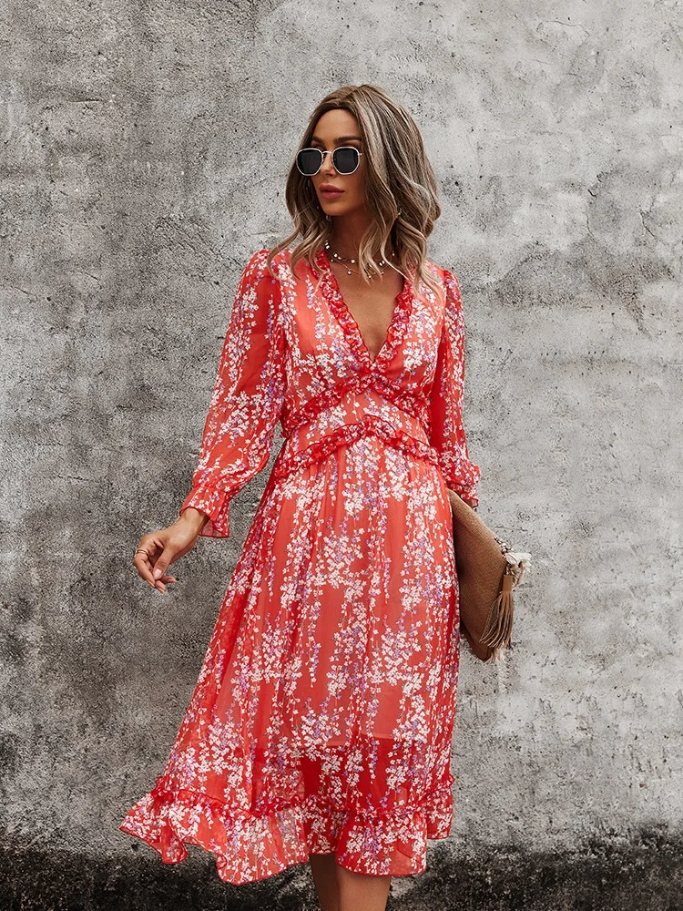 

Holiday Ditsy Floral V-neck Puff Sleeve Ruffle Midi Dress