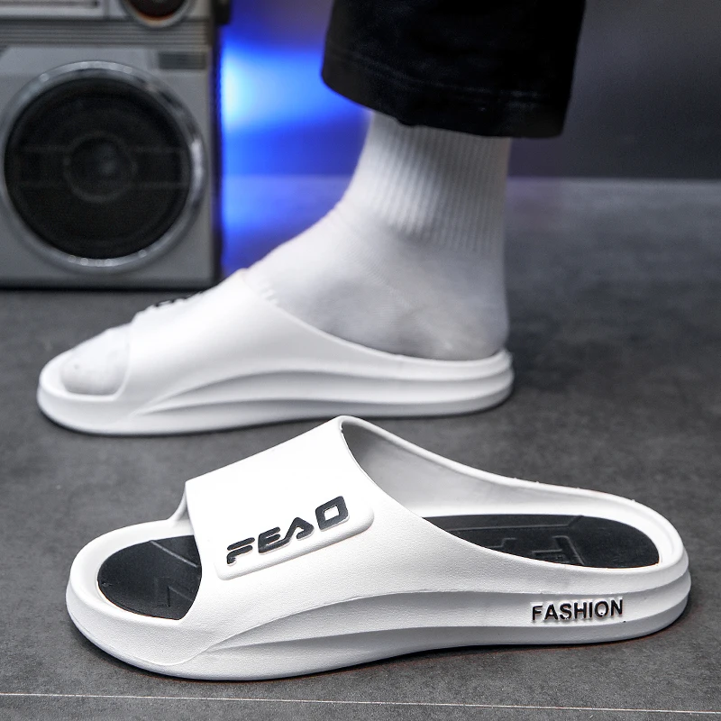 Women's thick soled cloud slippers summer beach Eva soft soled slippers casual men's and women's indoor bathroom non-slip shoes