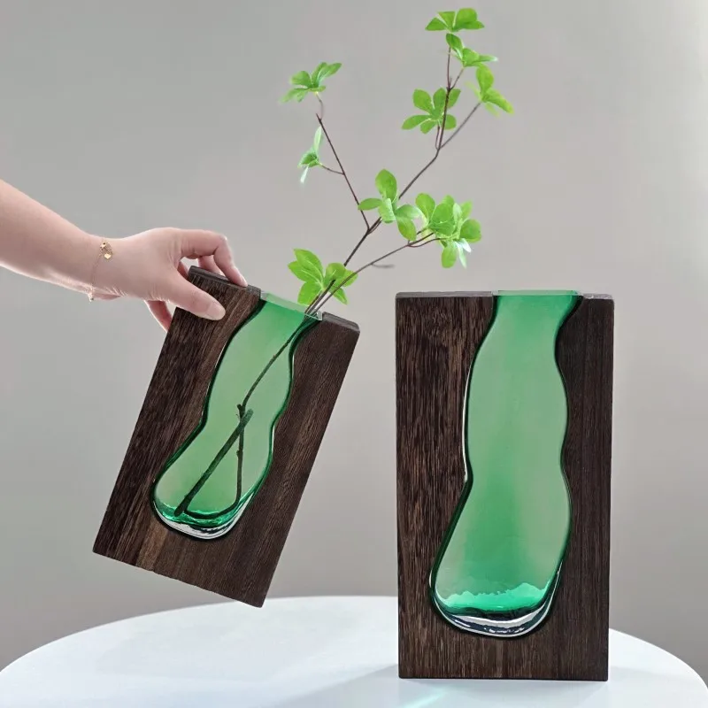 

Mingju Nordic log wind glass vase home designer decoration hotel living room entrance ornaments high-end sense