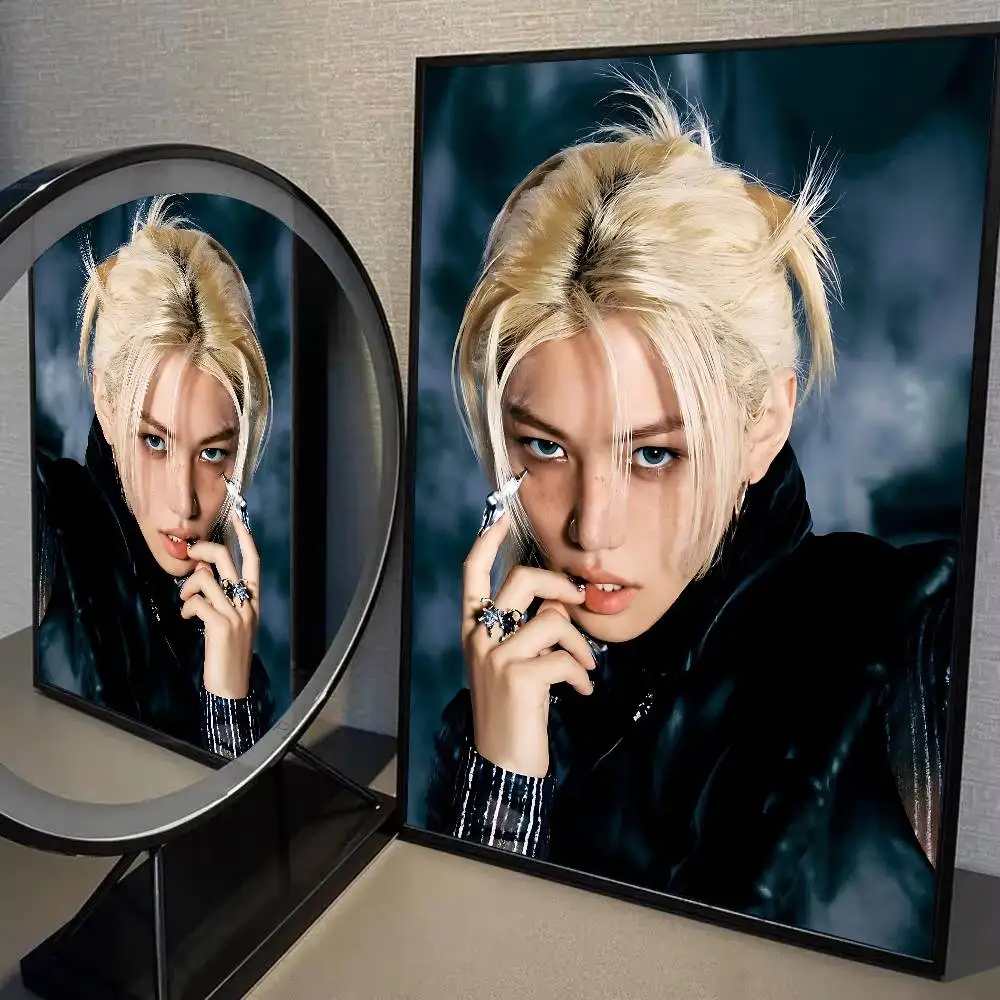 MINISO постер Felix Stray Kids бумага книга для записей а5 64л лин stray kids