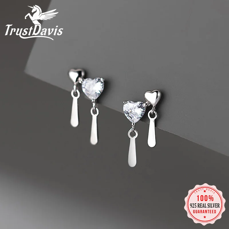 

Женские серьги-гвоздики из серебра 925 пробы с фианитом