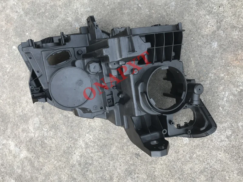 Задняя крышка передней фары для