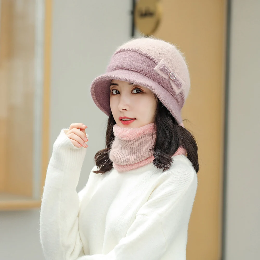 

Женская зимняя шапка-шарф из кроличьего меха, теплая мягкая плотная шапка для мам среднего возраста, вязаная шапка с бантом и защитой от хол...