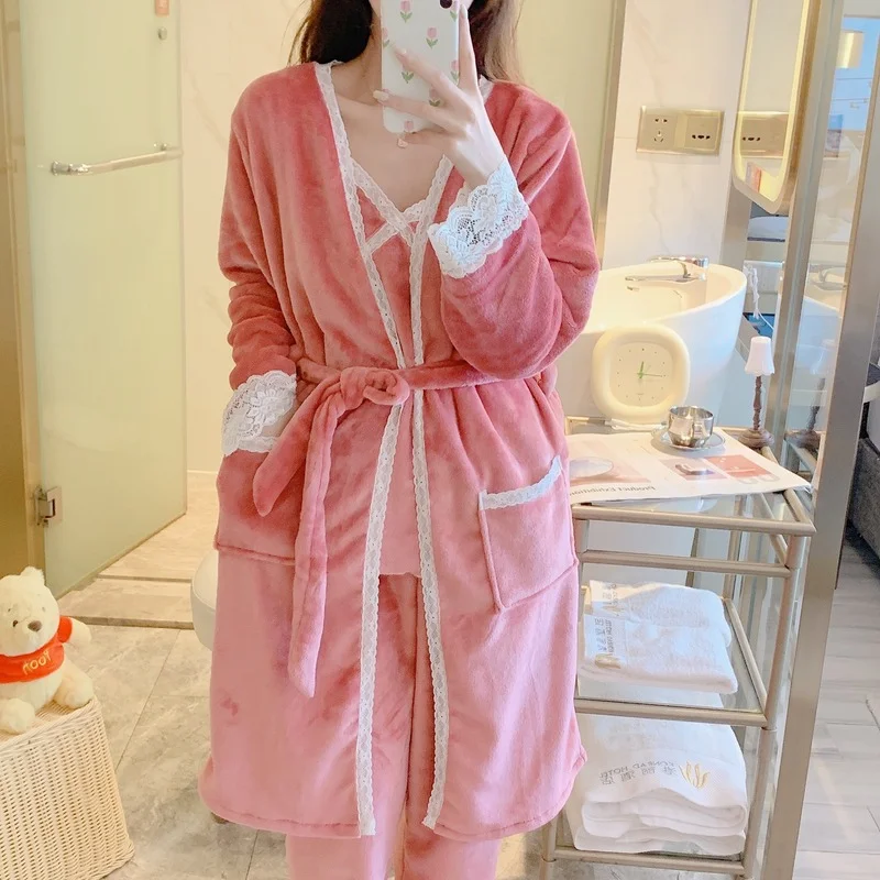 

Winter Fashion Pajamas Women's Thickened Flannel Simple Casual Cardigan Three-piece Home Service Large Size Thickened Nightgown