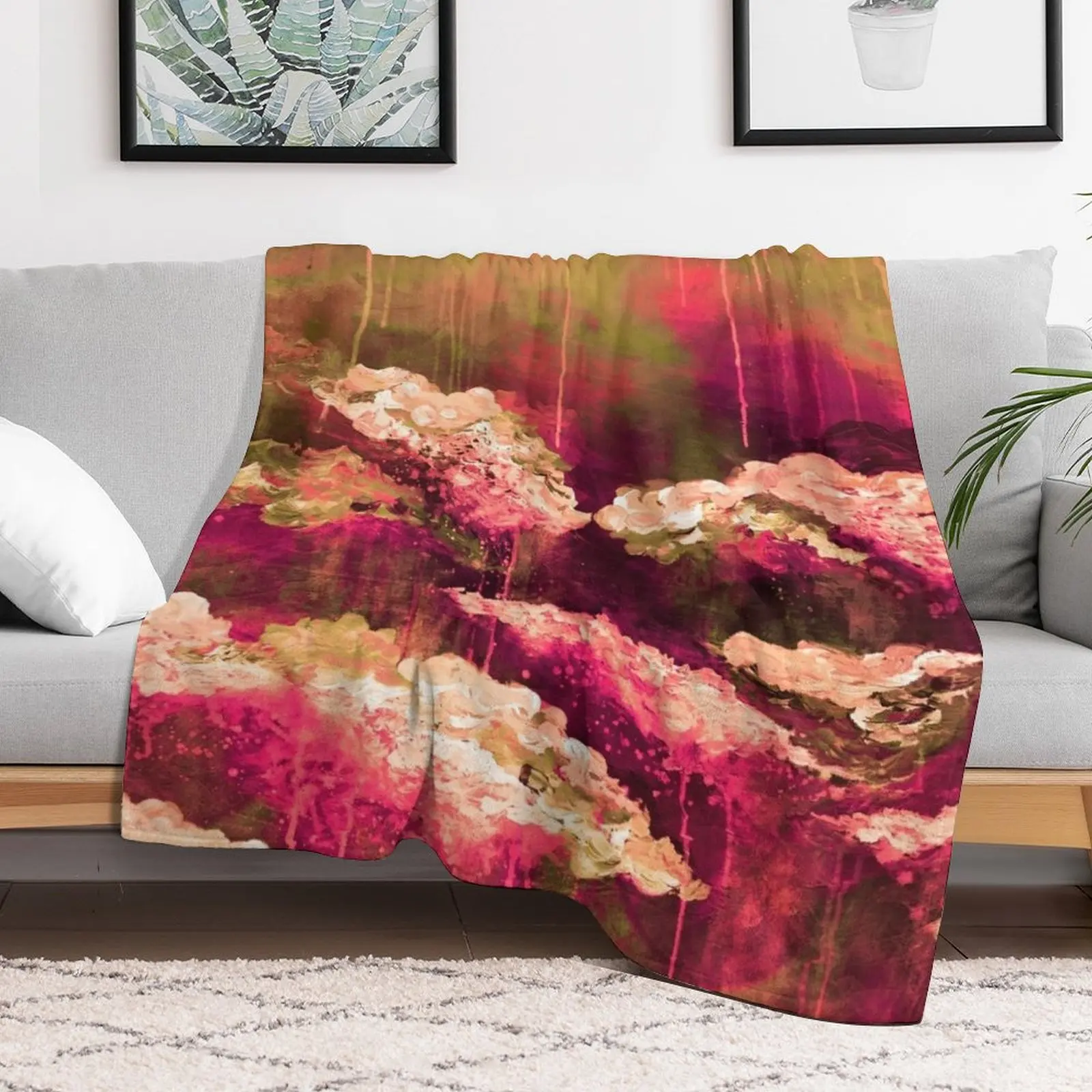 Декоративное одеяло с изображением оливковых и зеленых цветов