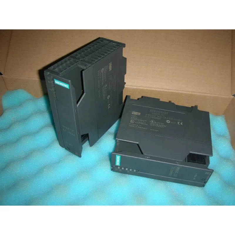 

1 шт., SIEMENS 153-1AA03-0XB0 /6ES7153-1AA03-0XB0 6ES7