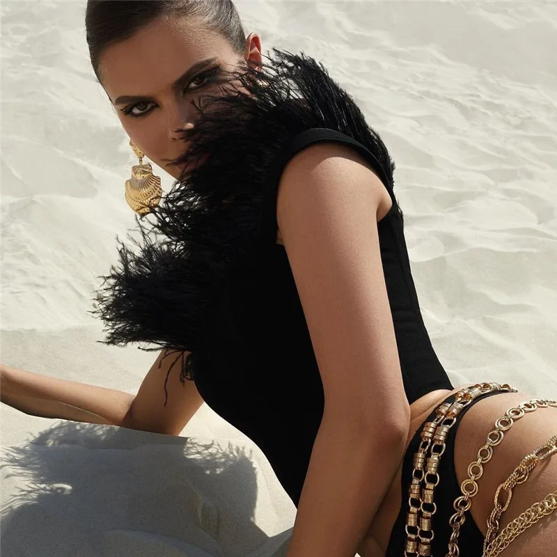 Женский укороченный топ-корсет цвет белый с перьями летний для вечевечерние