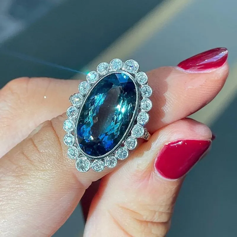 

New Gorgeous Big Oval Blue Cubic Zirconia Rings Temperament Elegant Lady's Accessories for Party High Quality Women Jewelry