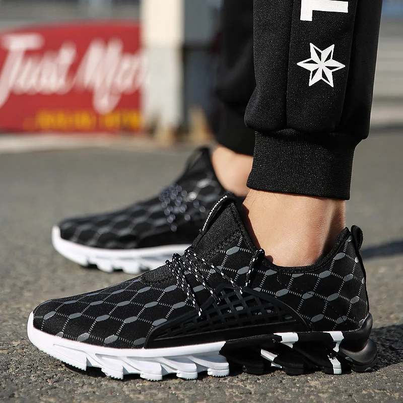 New Running Shoes for Man Athletic Training Sport Shoes Outdoor Non-slip Wear-resistant Walking Sneakers for Men