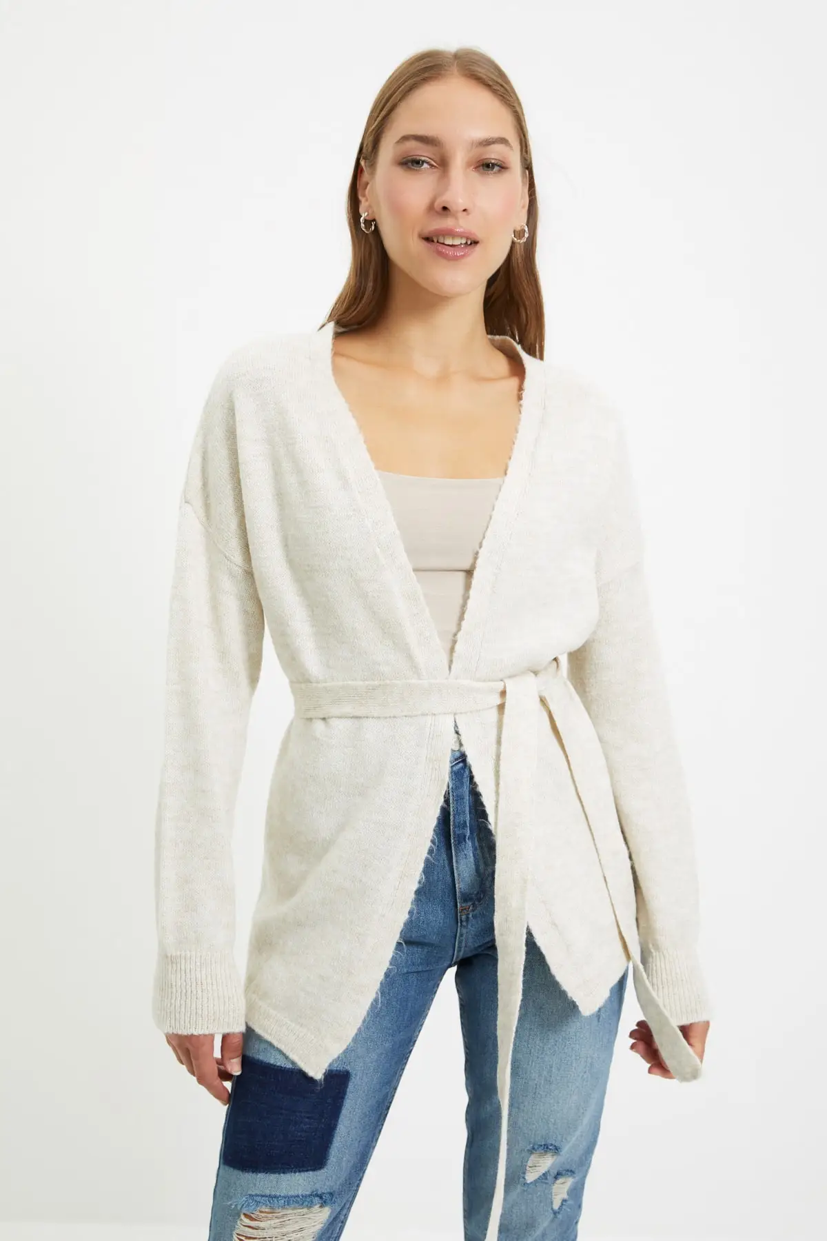 

Trendyol Arched Knitwear Cardigan TWOAW22HI0362