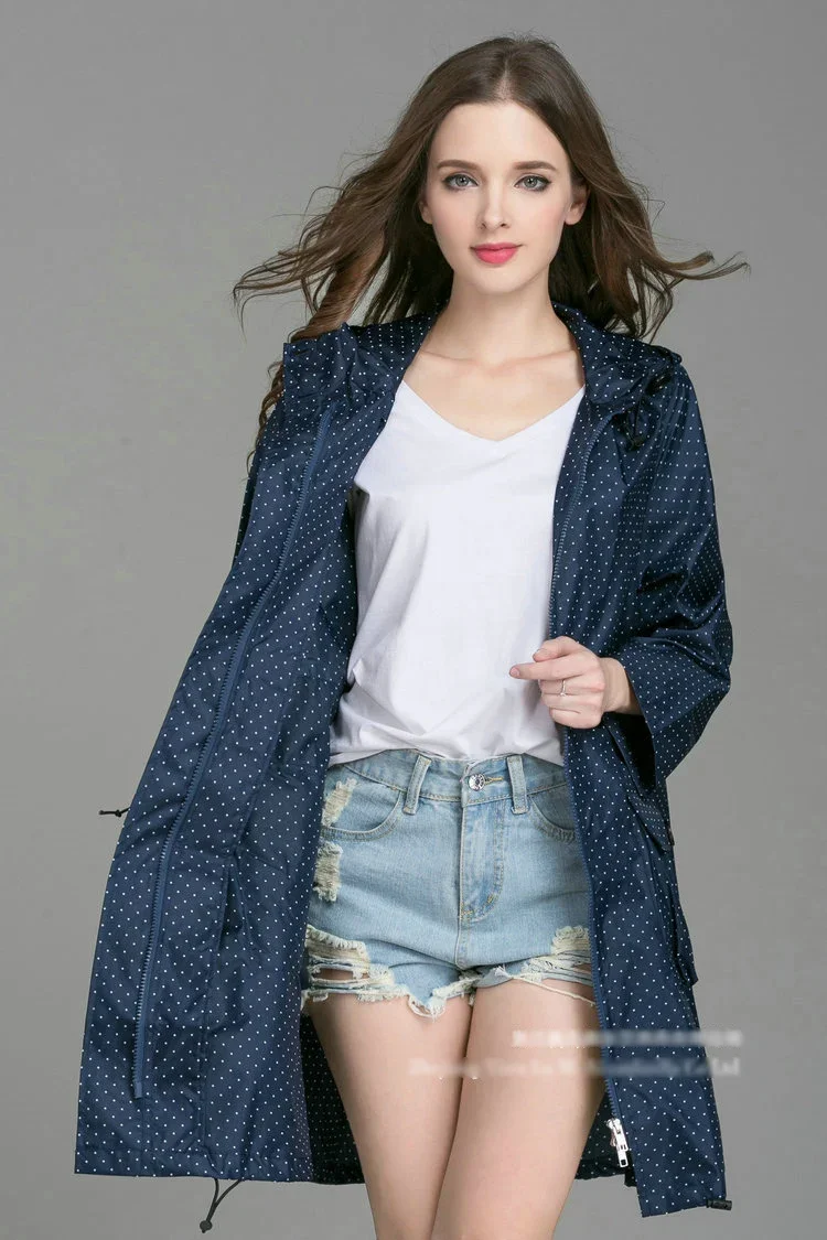 

Foldable Rain Raincoat With Style Cuffs Light Men Rainwear Waterproof Hat Laydies Jacket Women Windproof Dress Coat Fashion New