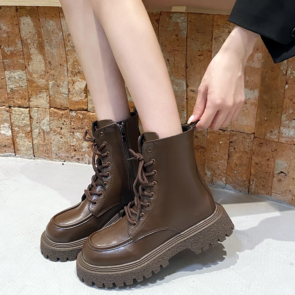 

Brown Martin boots women's 2023 new spring and autumn shoes British style thick soles plus velvet burst small ankle boots