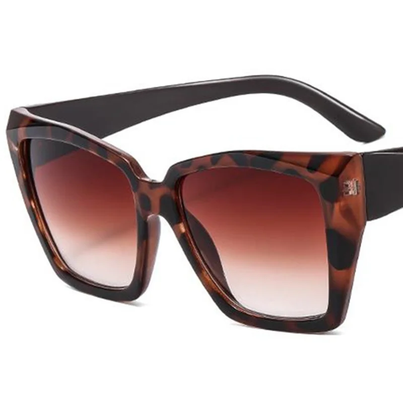 

Fashion Sunglasses Women Cat Eye Sun Glasses Simplity Goggles Anti-UV Spectacles Oversize Frame Eyeglasses Ornamental