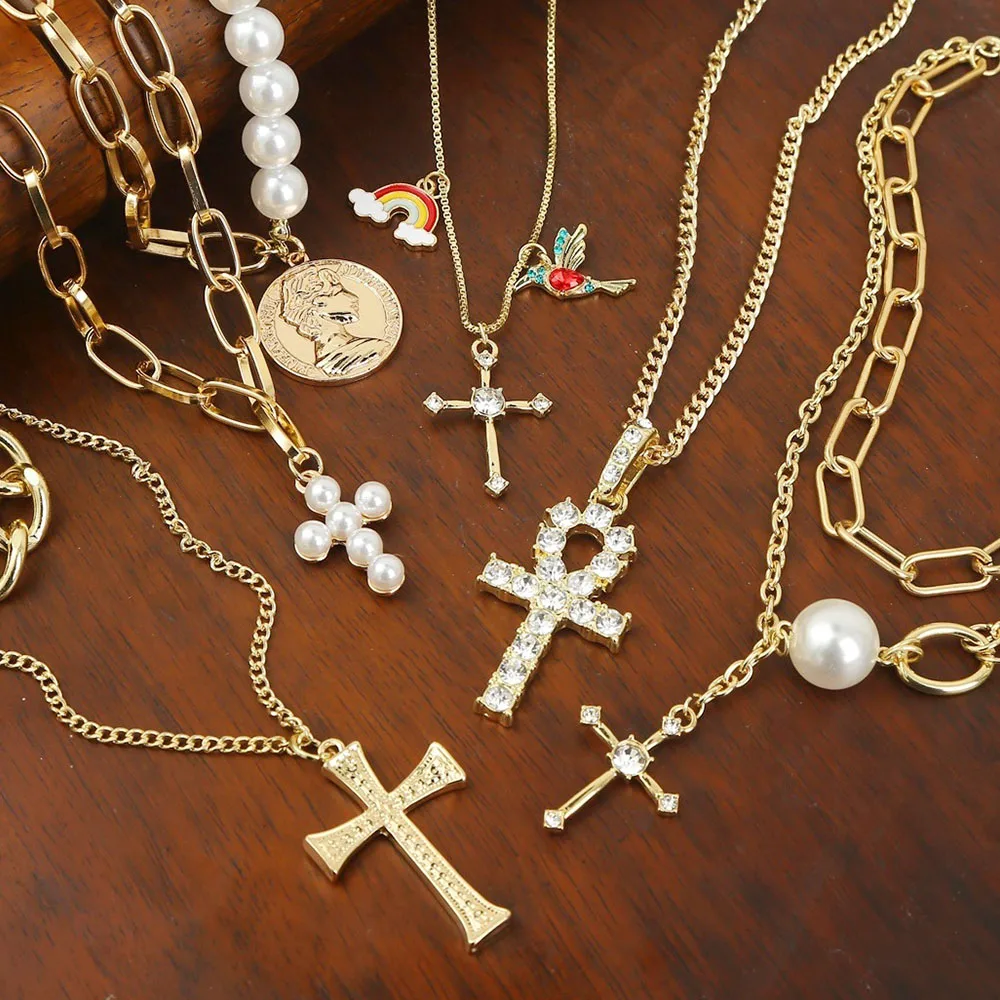 

Men Ladies Hip Hop Multilayer Pearl Cross Pendant Necklace Ladies Vintage Necklace Gothic Hip Hop Cross Moon Chain Long Jewelry