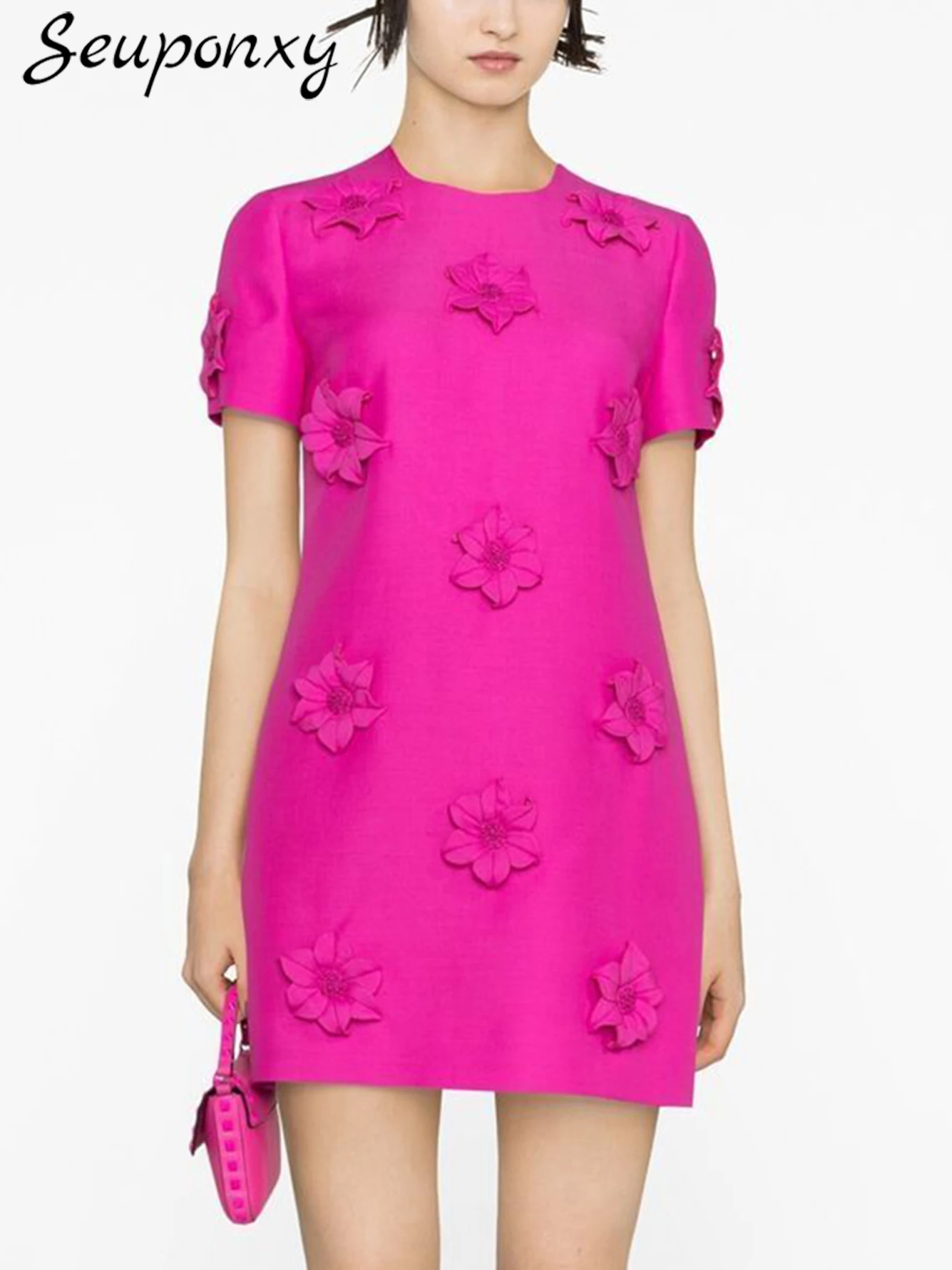 

Женское мини-платье с круглым вырезом, коротким рукавом и 3d-цветком