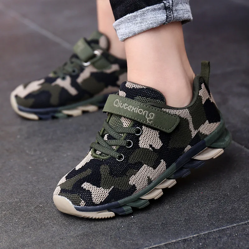 Spring and Autumn Flying Weave Camouflage Boys' and Pupils' Training Shoes Breathable Children's Running Shoes Sneakers
