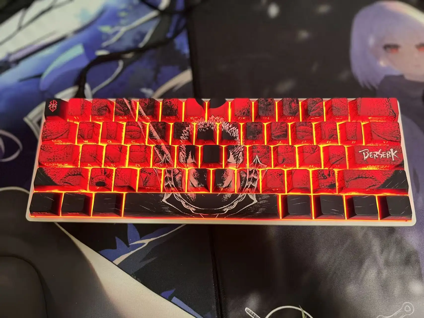 Черные кейкапы Black Berserk Guts Cherry PBT с пятисторонней сублимацией, игровые кейкапы с анимационным дизайном для механических клавиатур 60, 64, 68, 75, 87 (art.: 3920d8943c8f6) - 3920d8943c8f6