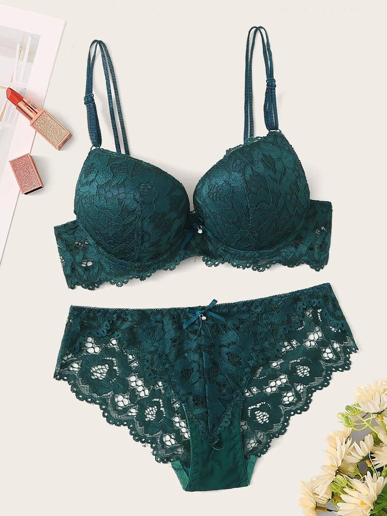 

Floral Lace Underwire Lingerie Set