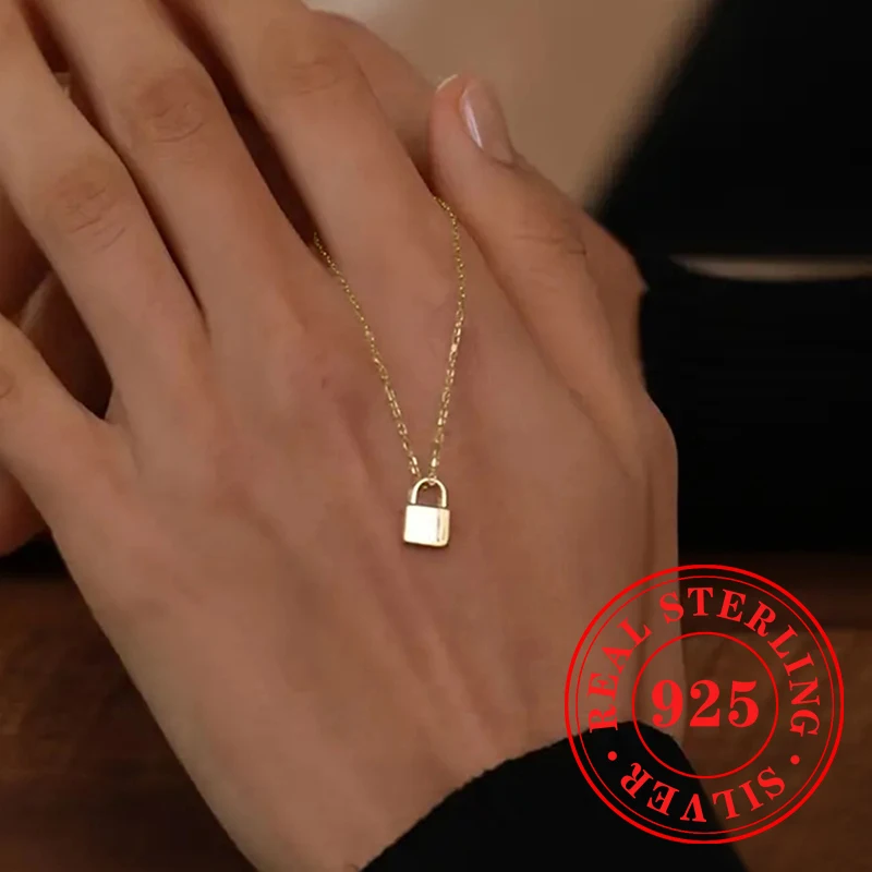 Женское ожерелье из серебра 925 пробы с изысканным замком