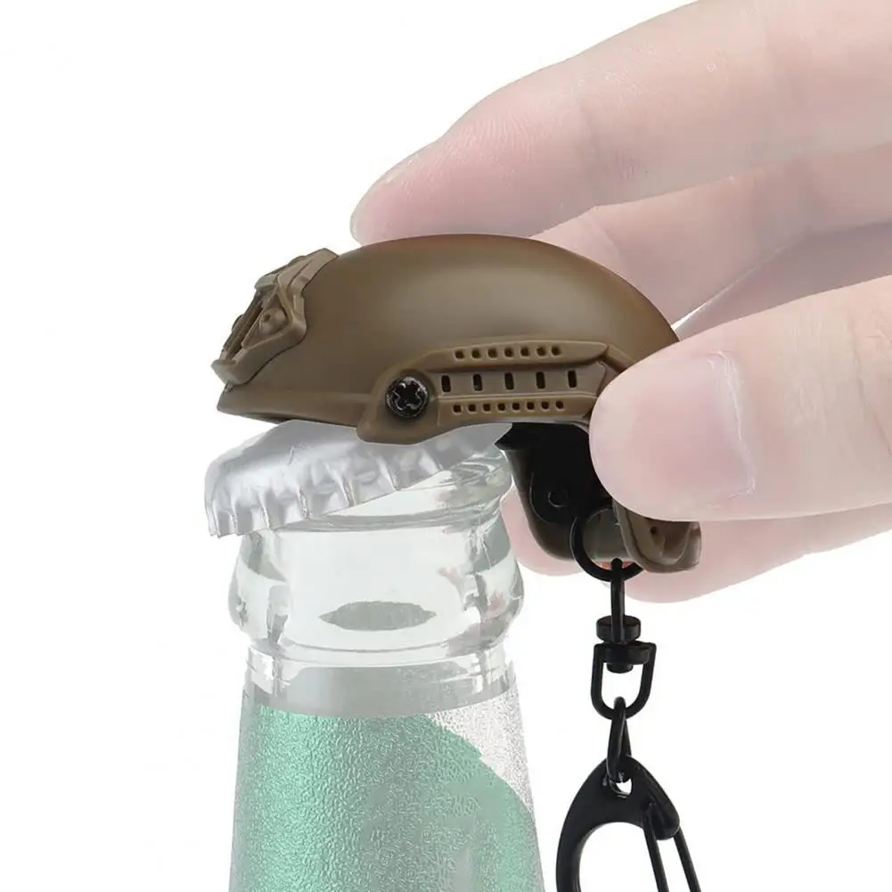

Decorative Keychain Realistic Helmet-shaped Keychain Pendant Lightweight Hidden Bottle Opener for Wide Usage Helmet Keychain