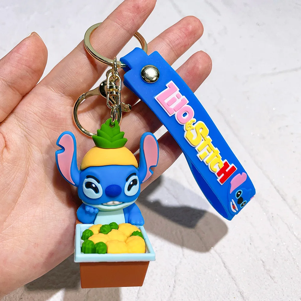 Фото Брелок Lilo & Stitch, серия автомобилей, милая кукла, серия для скейтбординга, кулон, стежка, гаражный комплект, новогодний рождественский подарок, 5 см №4