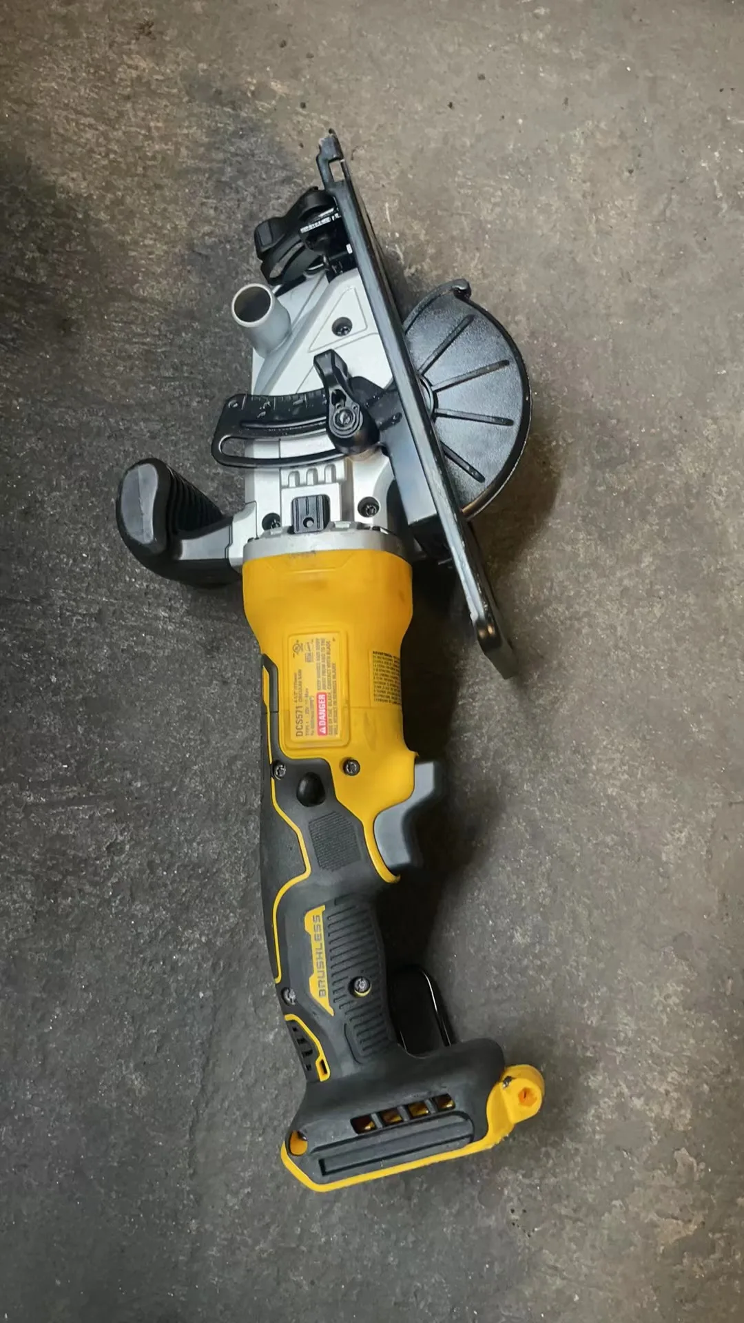 DEWALT 115 мм бесщеточная Беспроводная циркулярная пила 20 в DCS571 ATOMIC™Корпус 4500 об/мин