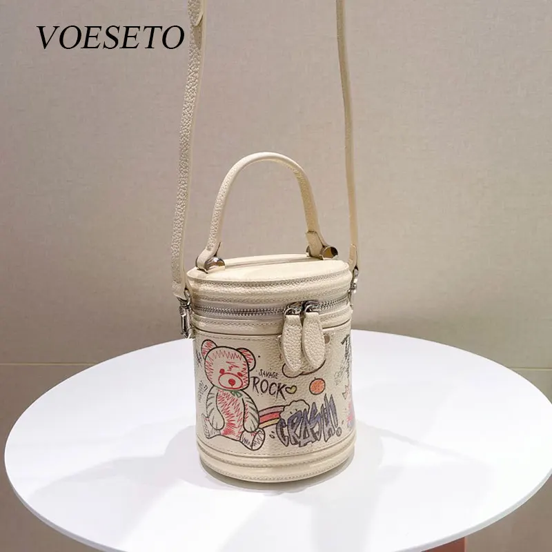 

Female Summer Luxury Cross Bag Leather Women 2022 New Korean Print Graffiti Bear Bucket Fashion Shoulder Messenger Designer Bag