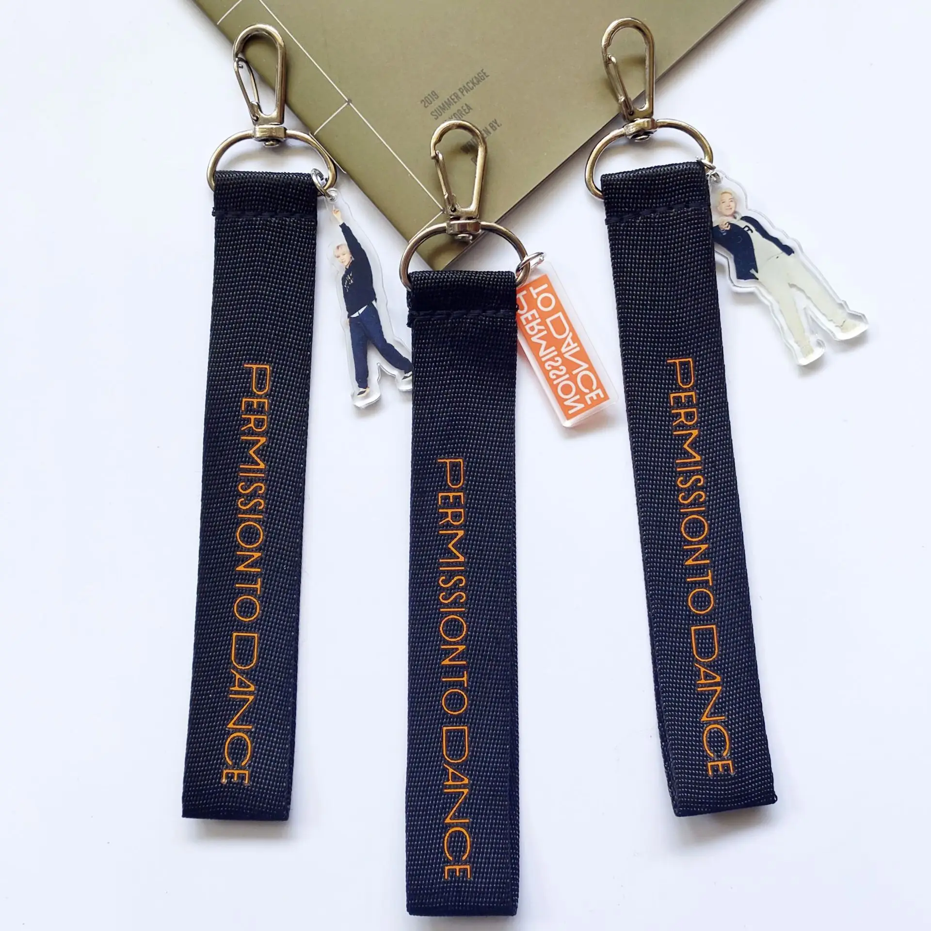 

Брелок для ключей Bangtan Boys Kpop, новый альбом, аксессуары для ключей с разрешением танца, милый кулон, коллекция поклонников