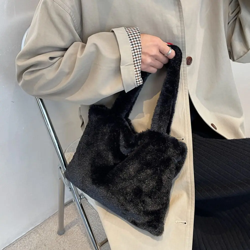 

Versatile Cute Soft Cute Plush Bag Autumn Winter New Shoulder Bag Japanese Fresh Plush Bag Hand Bag LuxuryHandbags DesignerBags