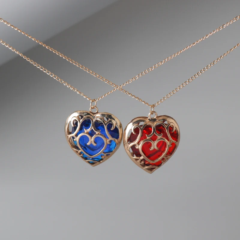

Fashion Hollow Love Crystal Pendant Necklace Game Legend Evil Eye Red Blue Heart Necklaces Friendship Accessories Jewelry Gift