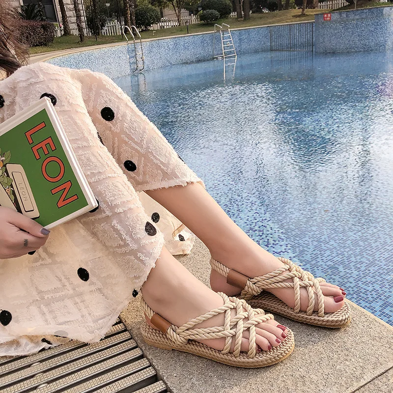 Women Sandals NEW Fashion Summer Shoes Woman Flat Sandals Hemp Rope Slip-on Gladiator Sandals Non-slip Beach Chaussures Femme