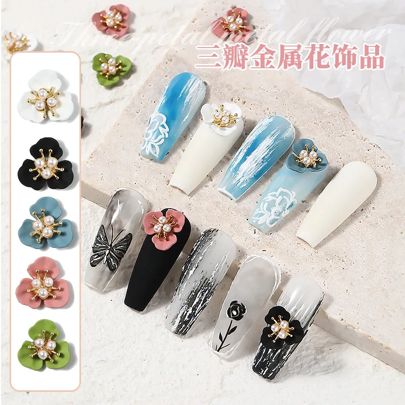 

5pc/bag of Ceramic Pearl Flower Nails Decorations 3D Three-dimensional Color Clover Inlaid Pearl Manicure Nail Accessories