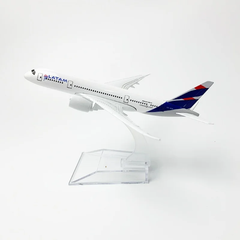 Фото 16 см самолет Latam Airlines B787 металлическая модель самолета 1:400 имитация пассажирского самолета из сплава литья под давлением твердый статический орнамент №4