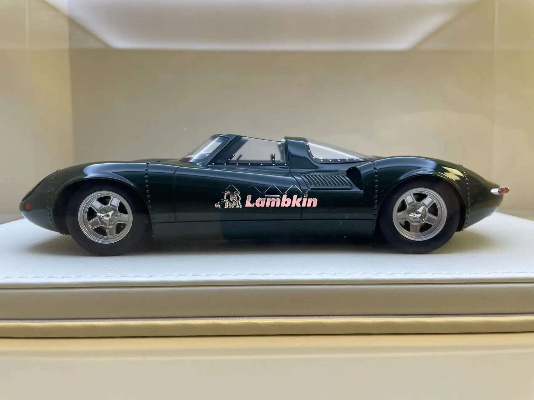 Новое поступление GT Spirit 1:18 jaguar XJ13 Limited to 1500 фото имитация смолы коллекция моделей